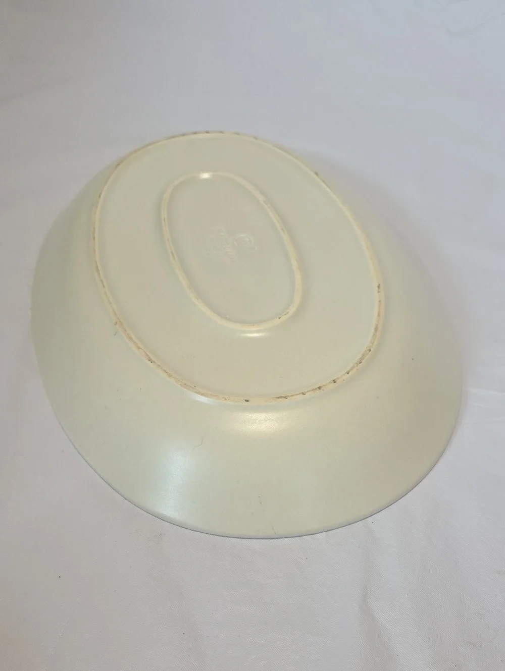 Pfaltzgraff Yorktowne Oval Serving Platter 13.5